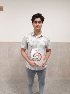 گفتگو با محمدمتین شریفپور دانش آموز برتر دوازدهم تجربی از شهرکرد