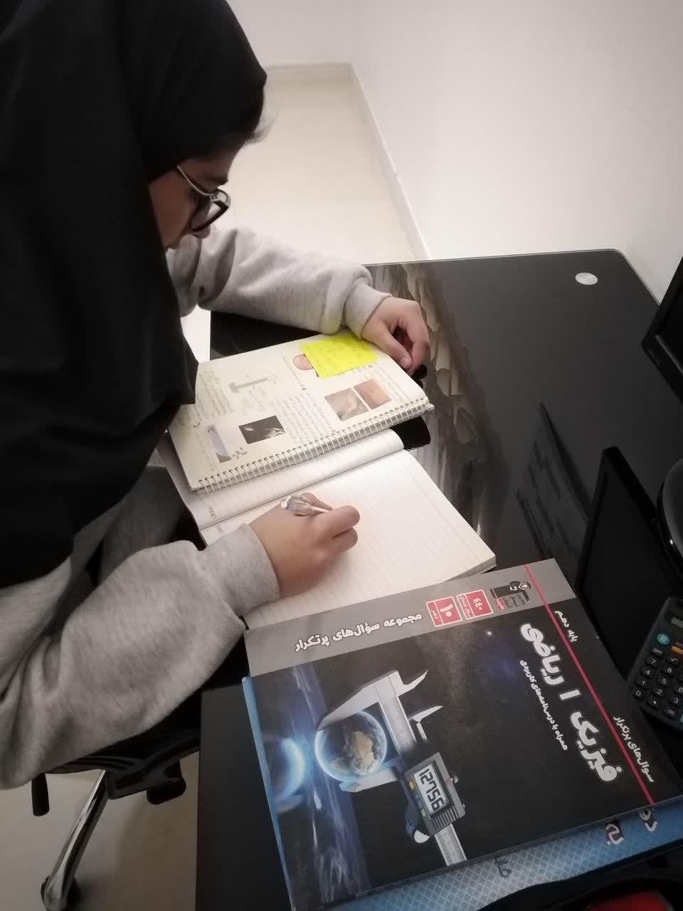 گفت و گو با سارا اناری، از تراز 5700 تا قبولی تیزهوشان