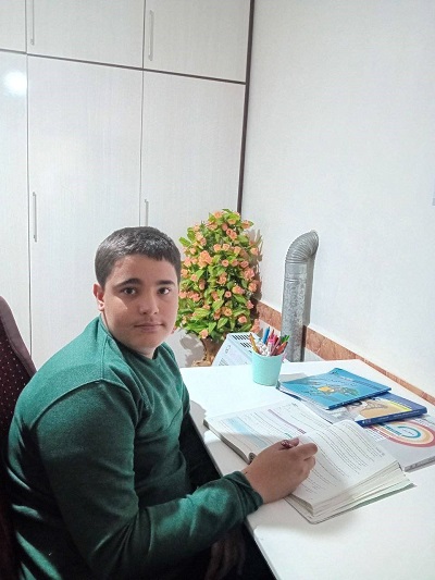 گفت وگو با محمدحسین هاتفی؛ پایه هفتم عضو باشگاه پانصدتایی از سیس