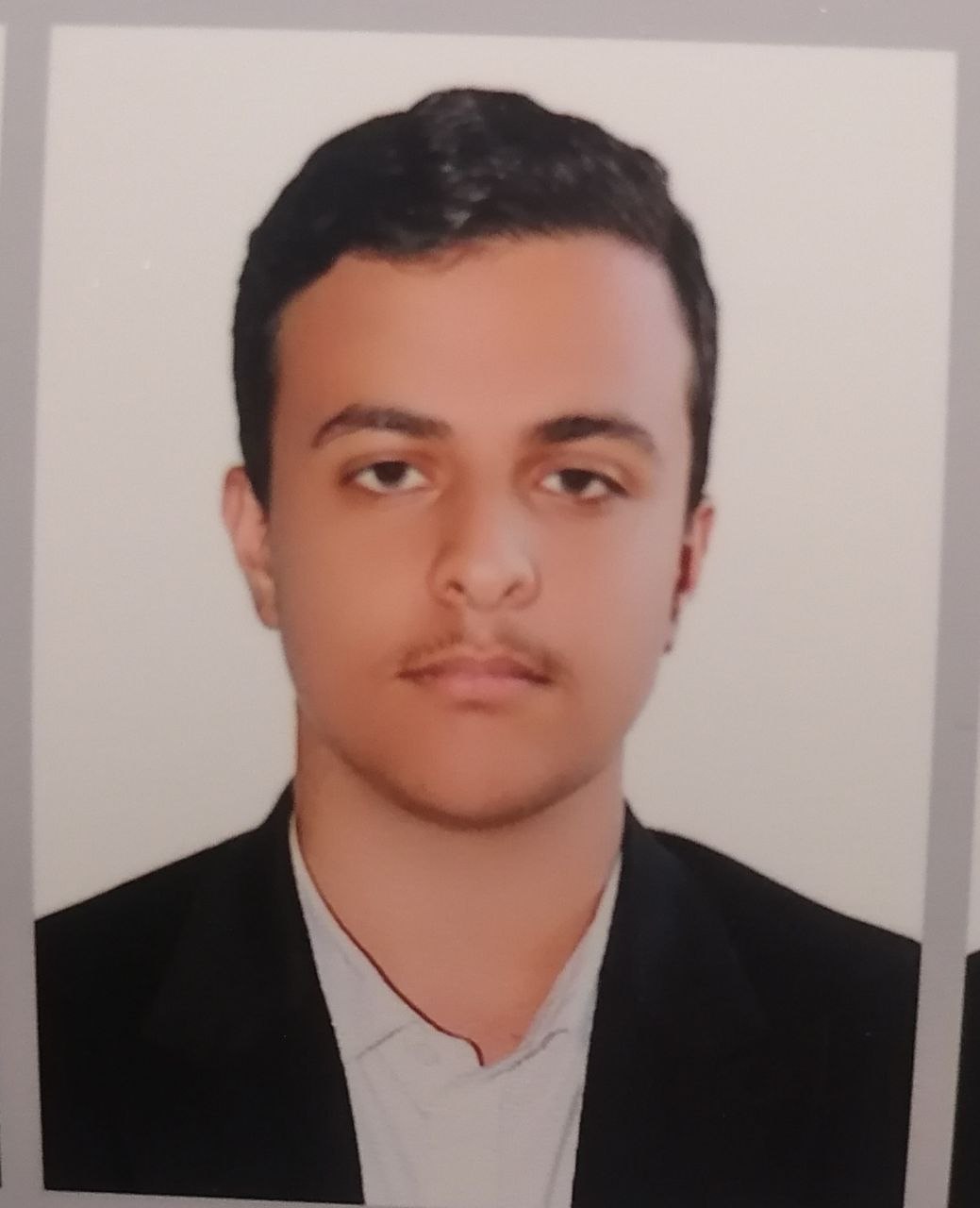 مصاحبه با امیرحسین حیدری؛ دانش آموز برتر دهم انسانی