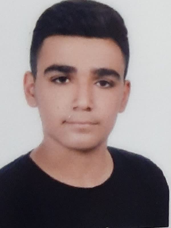 گفت و گو با رضا عزیزی؛دانش آموز هنرستانی عضو باشگاه 500 تایی ها