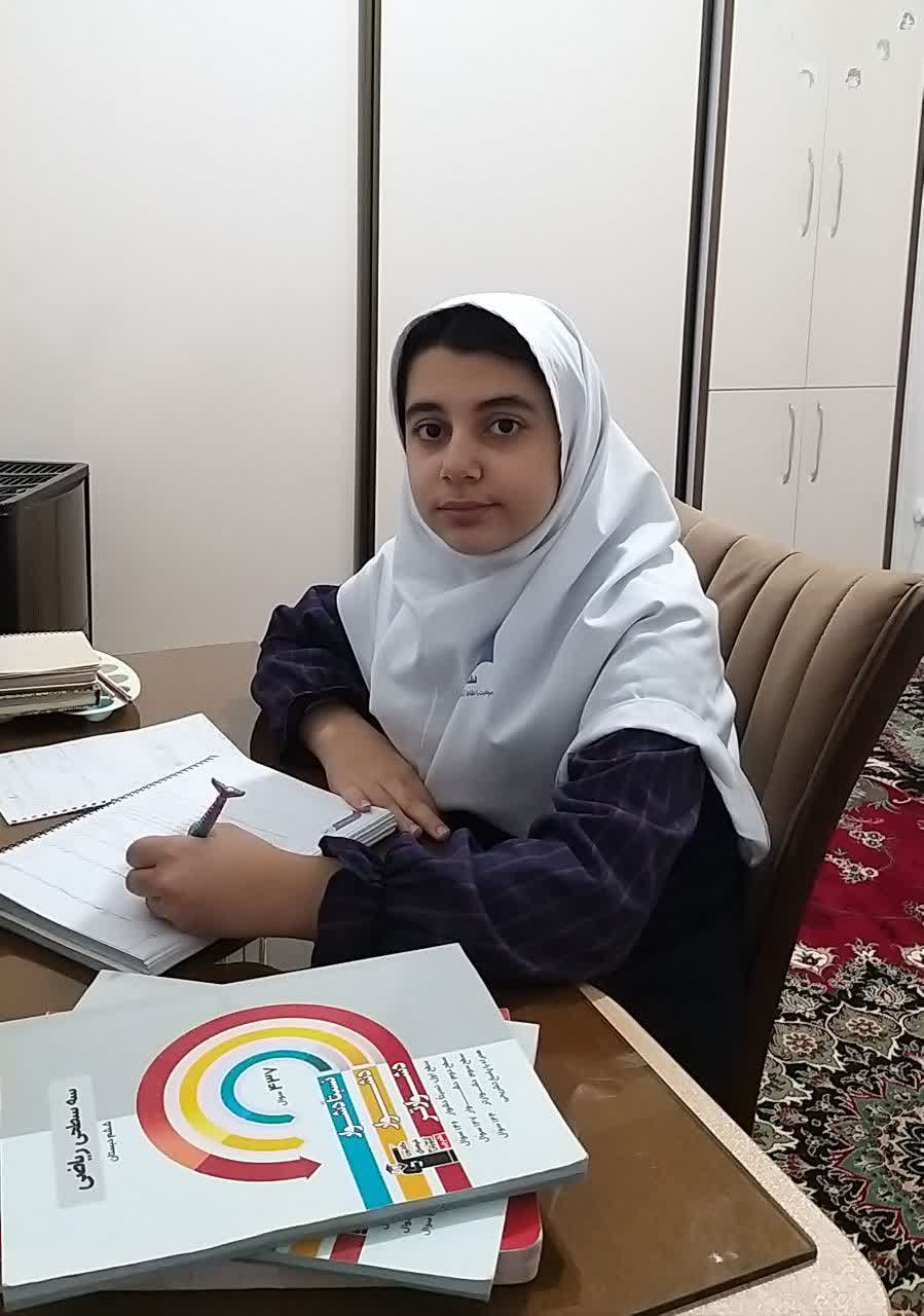 گفت وگو با یاسمن عبادی قهرمانان پیوستگی ششم از میانه