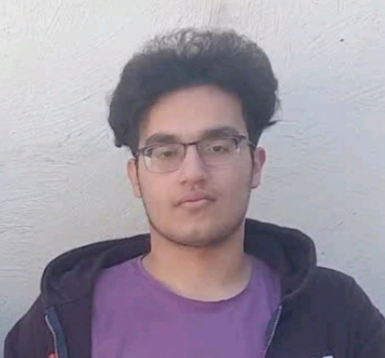 گفت وگو با قهرمان پیوستگی؛ماهان چناری دوازدهم تجربی از شوش دانیال