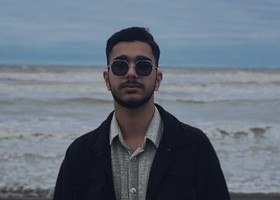 گفتگو با    عماد ربیعی 12تجربی با شگاه 1000تایی