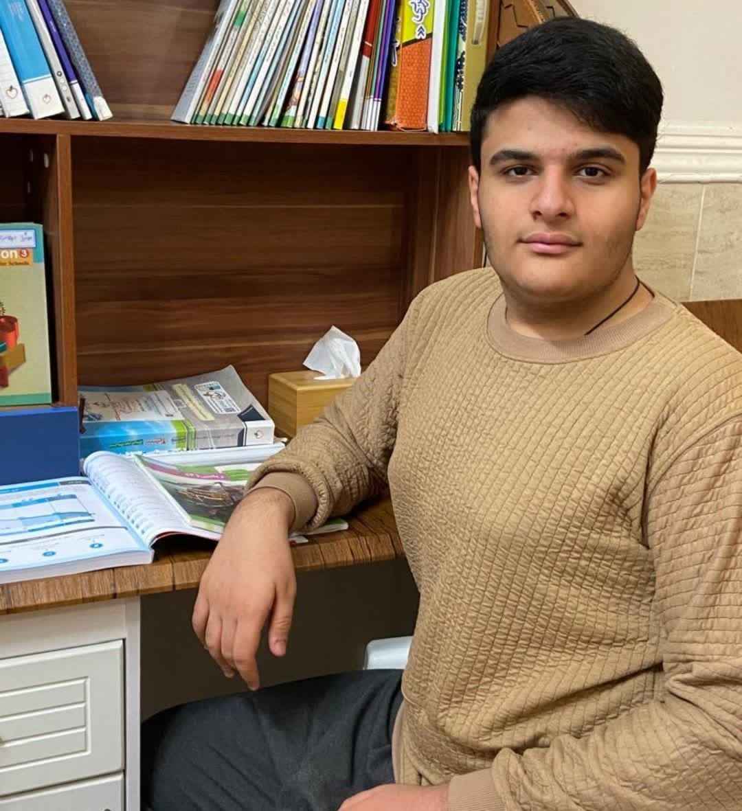 گفت وگو با عرشیا ابوطالب؛عضو باشگاه هزارتایی‌ها دوازدهم از خورموج