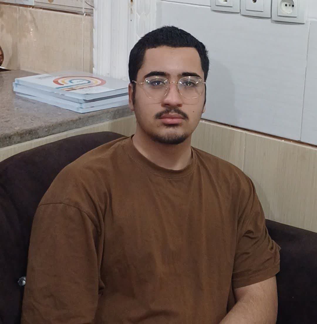 گفتگو با محمدرسول شجاعی مهر؛دوازدهم تجربی 1288 پاسخ صحیح از انار