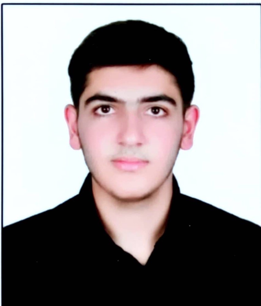 گفتگو با علی فقیه؛دوازده ریاضی، عضو باشگاه 1000تایی‌ها از خورموج