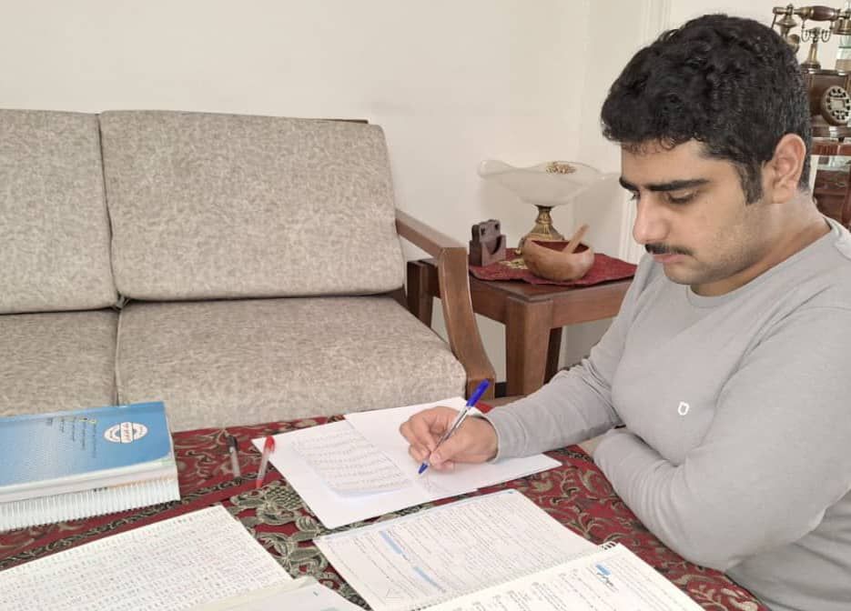 گفتگو با مبین مظاهری دانش آموز برتر پایه دوازدهم ریاضی