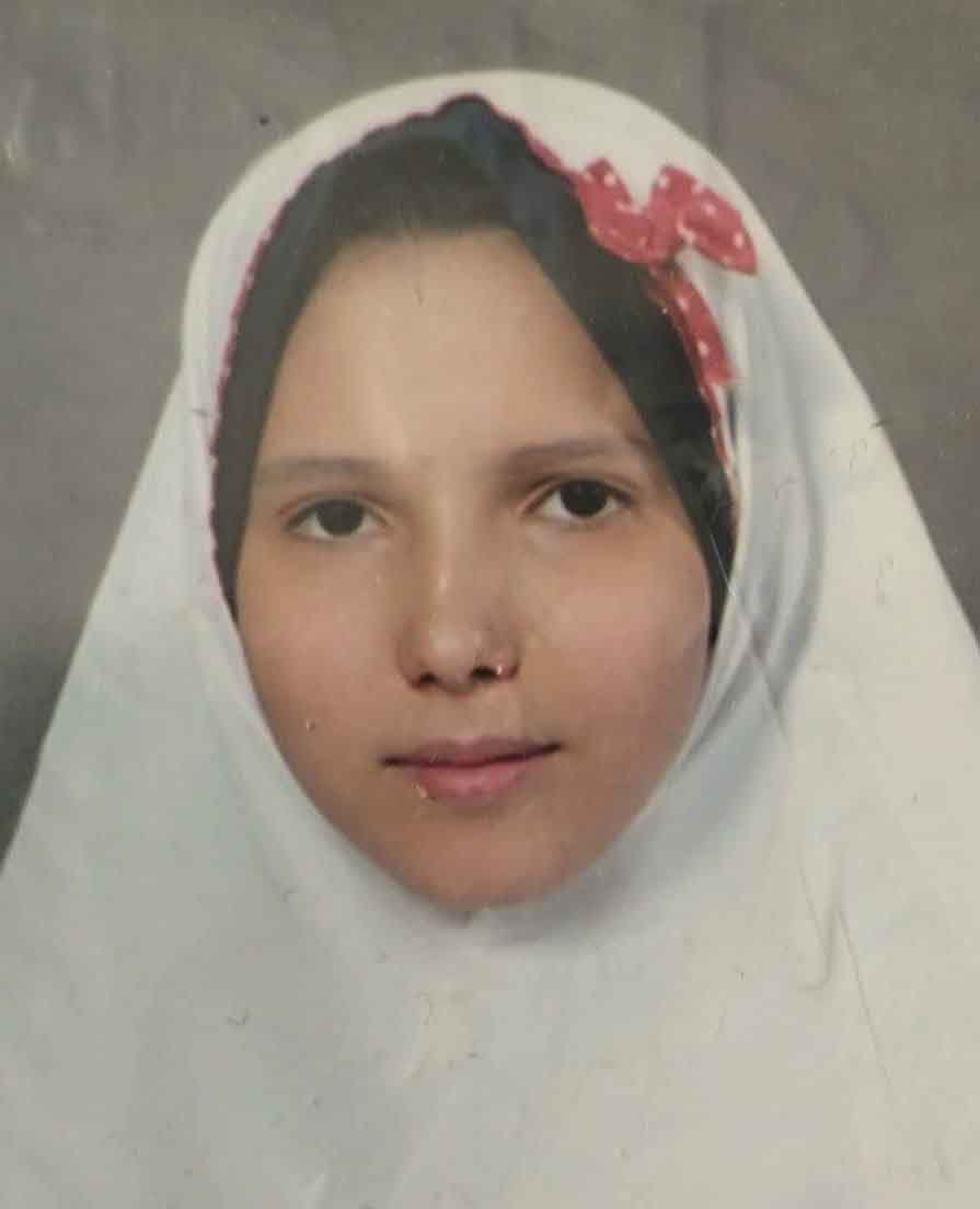 گفتگو با نیایش ناطقی دانش اموزمقطع هشتم