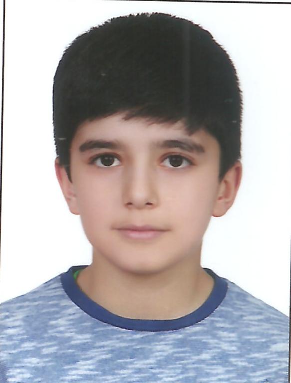 گفتگو با نیما اکبری پایه نهم با 1219 پاسخ صحیح از اردبیل