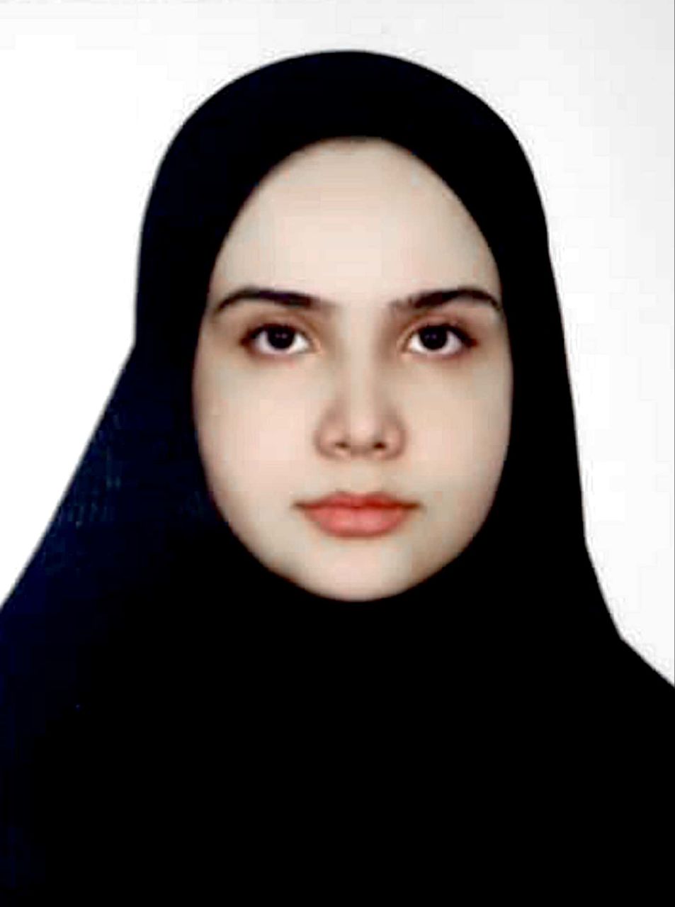 گفتگو با پشتیبان رتبه برتر تینا علیزاده دانشجوی فیزیک شهید بهشتی