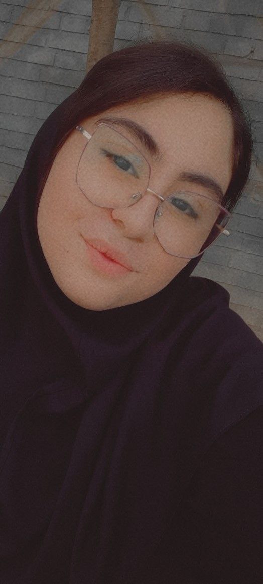 گفت و گو با نیلگون صالحی قهرمان پیشرفت دوازدهم تجربی