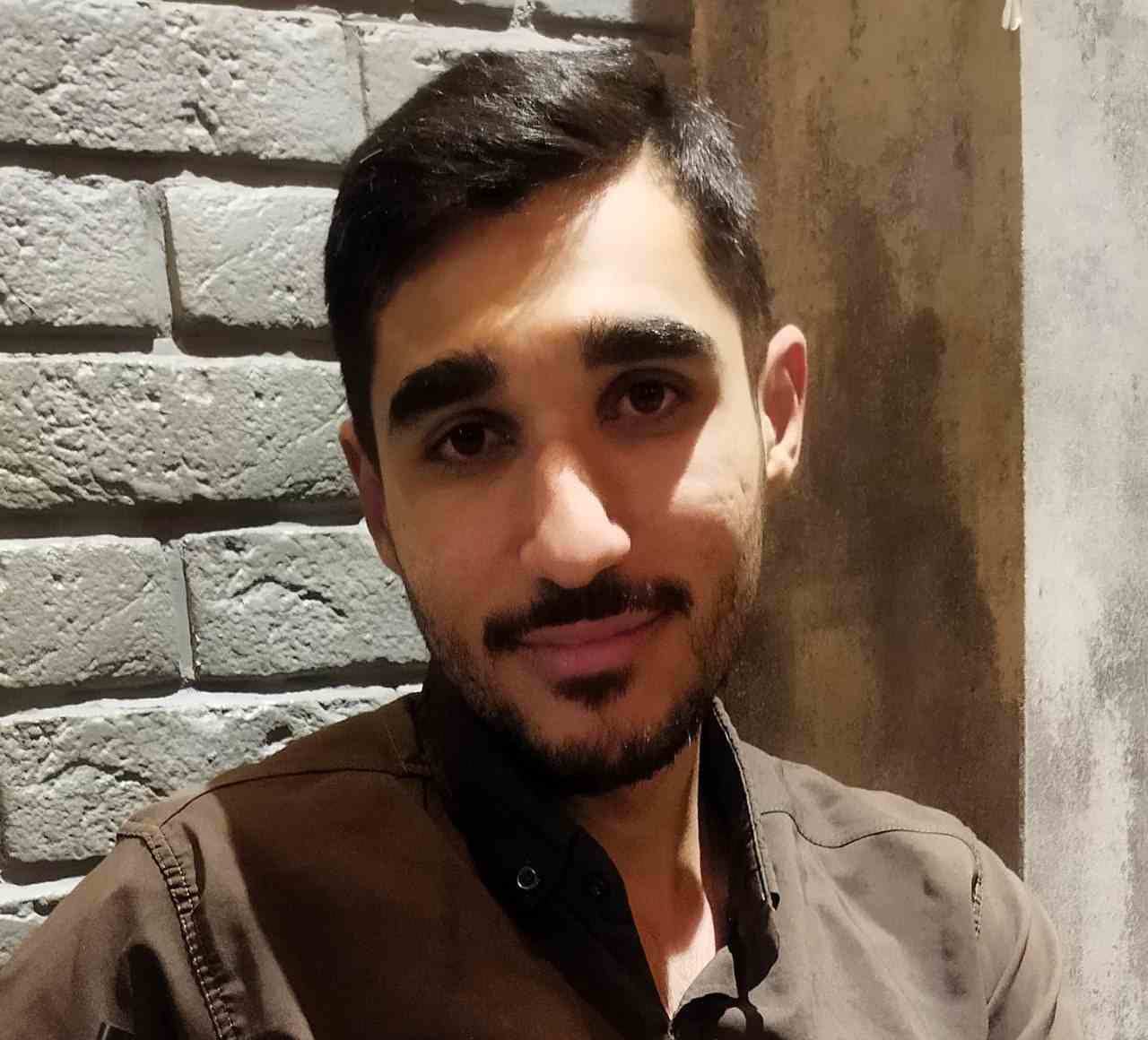 گفت و گو با محمد حسین فرزان فارغ التحصیل رشته عمران