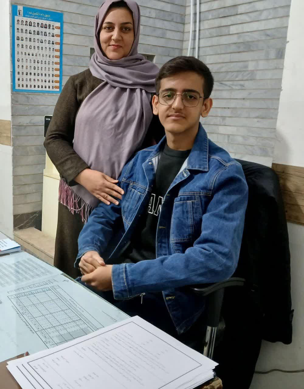 گفتگو با محمدحسین گلواله قهرمان سخت کوشی،از شهرستان فسا