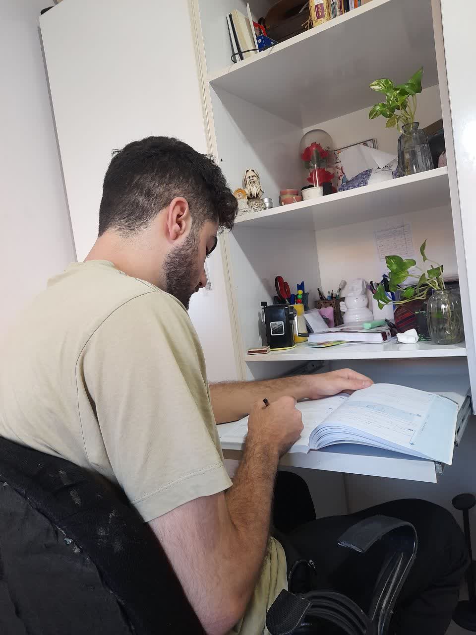 محمد جواد عزیزی - دوازدهم ریاضی از شهرستان آمل