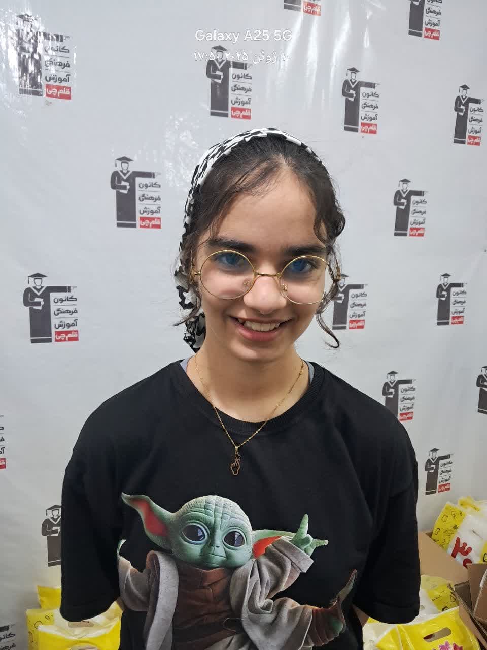 گفت و گو با مهدیس معتمدی دانش آموز ششم تیزهوشان