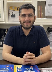 گفتگو با سید ایمان بنی هاشمی دبیر مقطع دوازدهم