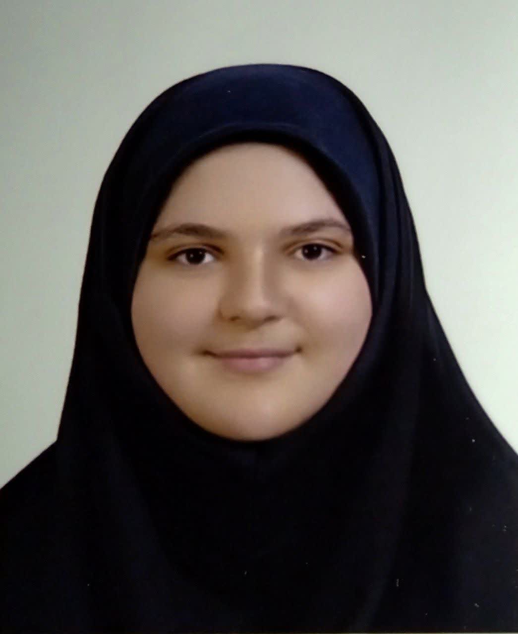 گفتگو با مهشاد گروسین دانش آموز برتر پایه نهم از همدان یک