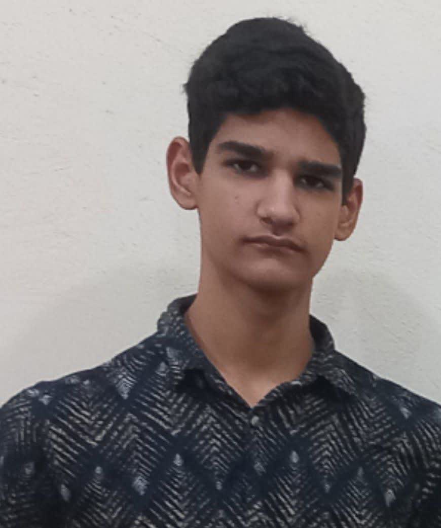 گفت و گو با امیرمهدی مشایخی؛ قهرمان پیوستگی یازدهم تجربی