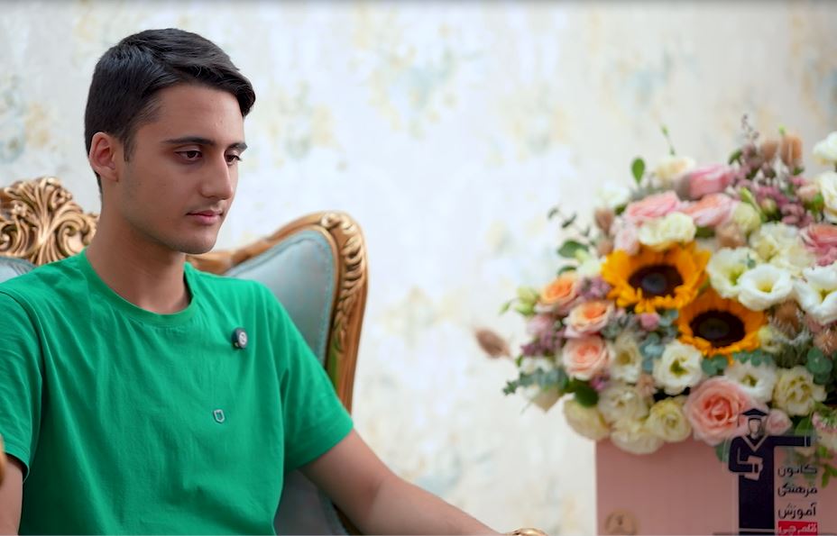 فیلم گفتگو با متین مهدوی مقدم رتبه 6 کشوری کنکور تجربی 1404