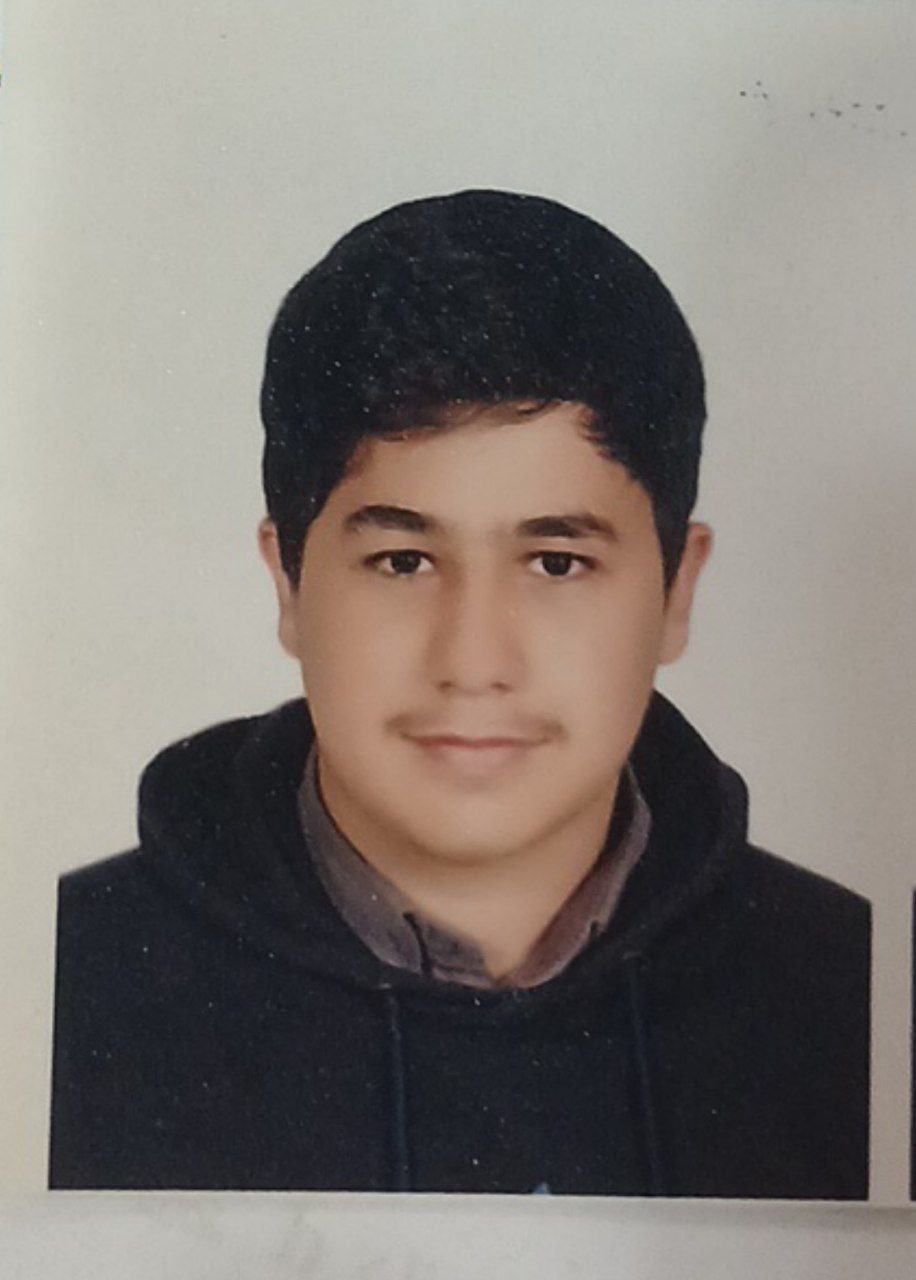 مانی حبیبی قهرمان پیوستگی دوازدهم ریاضی