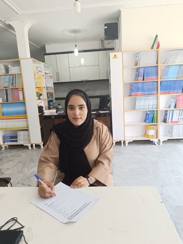 حدیثه بیاتی قبولی فرهنگیان علوم تجربی- 12 تجربی