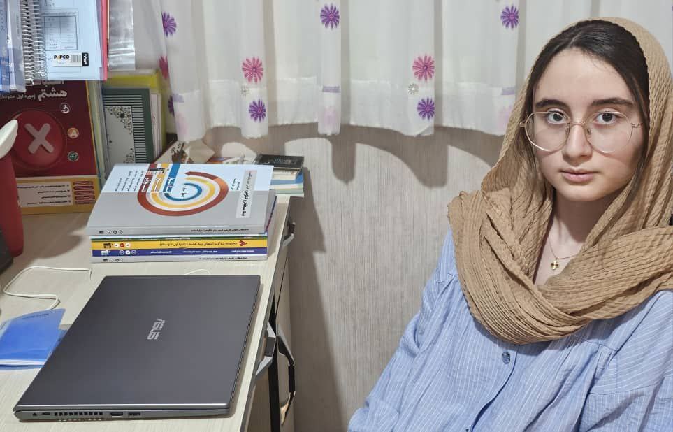 شایا همتی:خواندن درسهای سال بعد باعث افزایش اعتماد به نفس می‌گردد