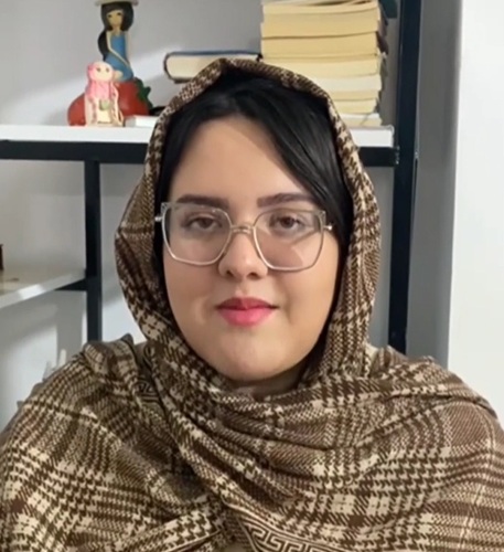 فیلم گفتگو با معصومه صالحی وند رتبه 281 منطقه 2 کنکور انسانی 140