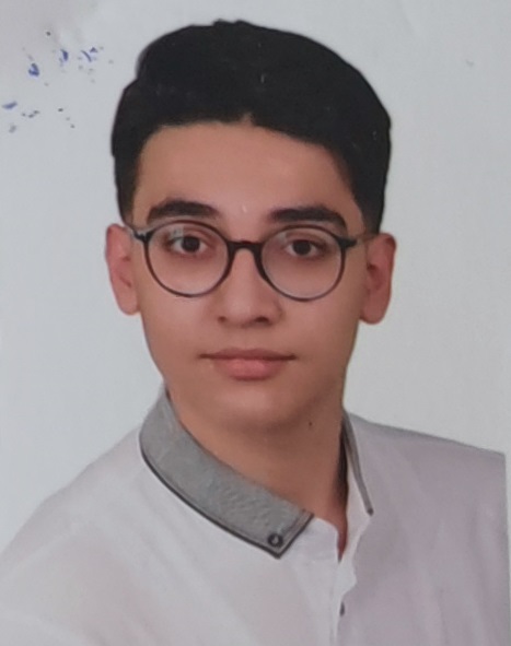 گفتگو با الشن شیرینی پایه 12  تجربی قهرمان تابستان