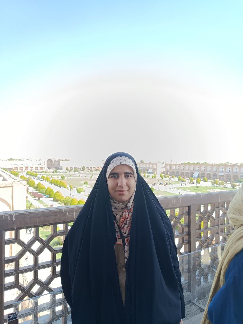 گفتگو با فاطمه محمودی؛قهرمان آزمون‌های تابستان 1404 از شهربابک