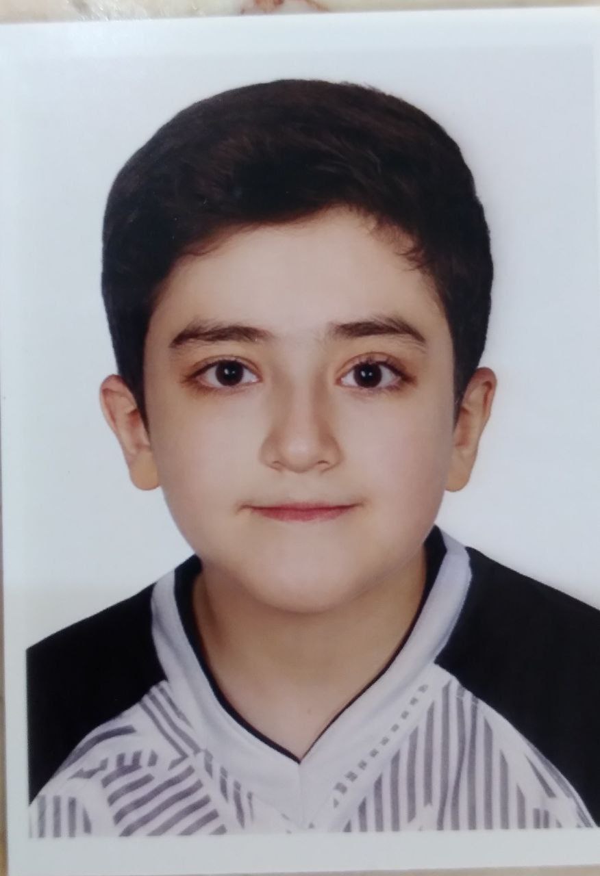 گفت و گو با آراد مداحی قهرمان پیوستگی ششم دبستان