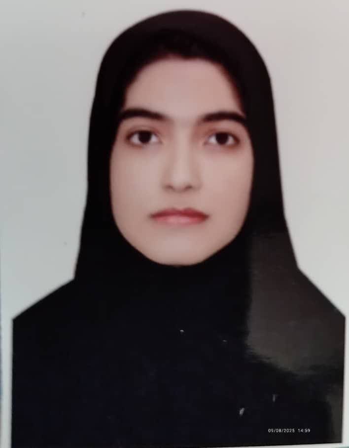 مصاحبه با دانش اموز برتر غزل سرحدی در کانون قلم چی جیرفت