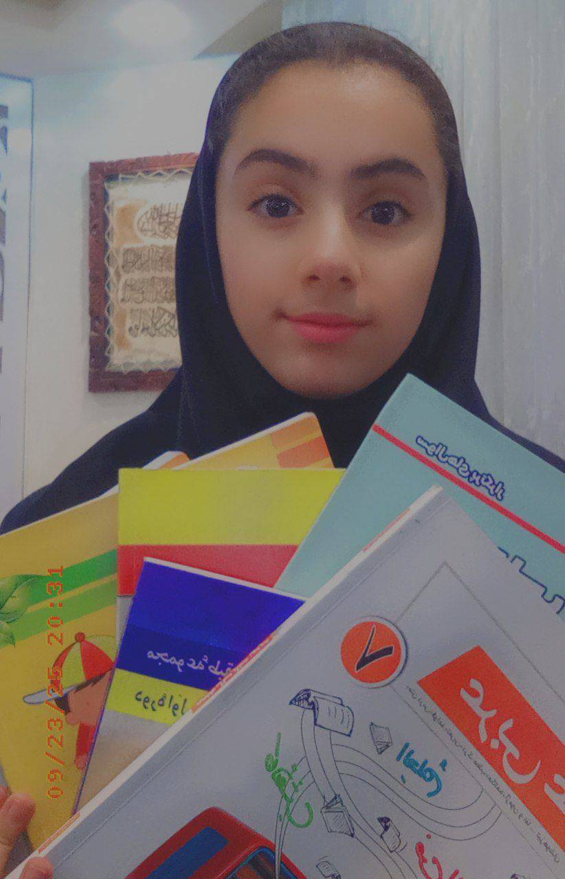 گفت و گو با پارلا پیرانی پایه هفتم قهرمان آزمون تشریحی