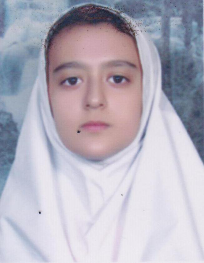 گفتگو با : همتا شکاری ؛ پایه ششم  عضو باشگاه 700 تایی ها