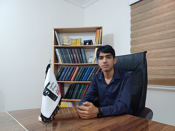 گفت وگو با محمدامین قلعه خانی قبولی دانشگاه فرهنگیان از بم