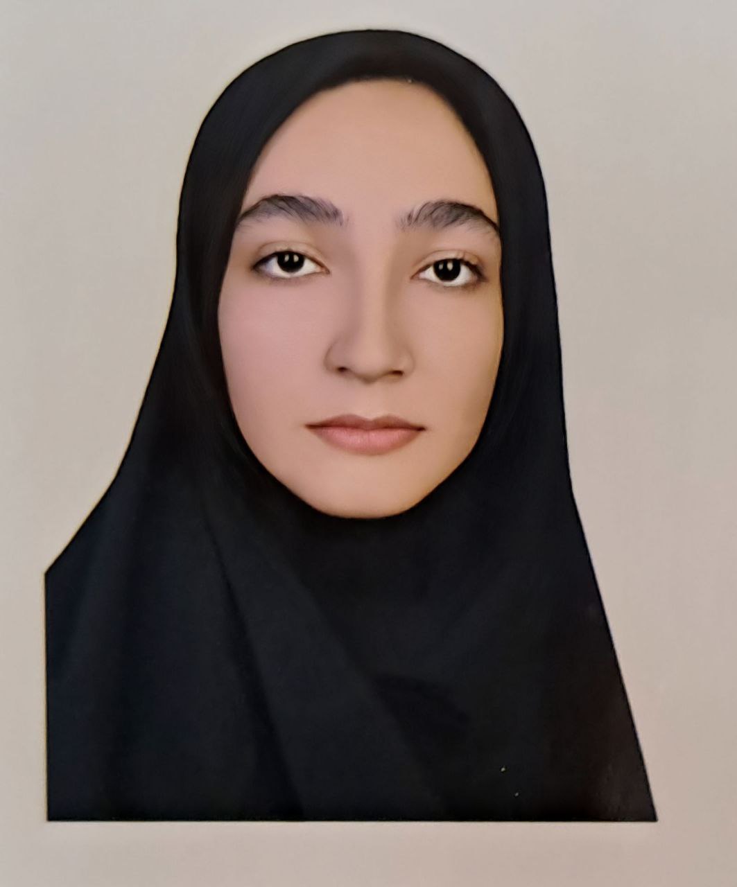 گفت‌وگو با  نسترن کاکاوند دهم تجربی از کرمانشاه