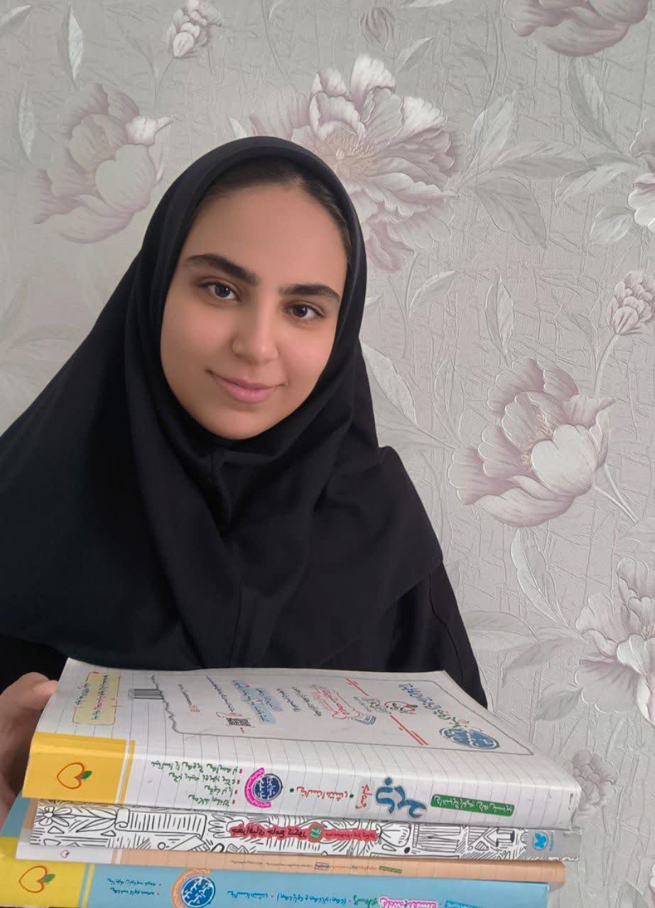 گفت و گو با رویا قاسمی :  برنامه راهبردی قطب نمای مسیر من