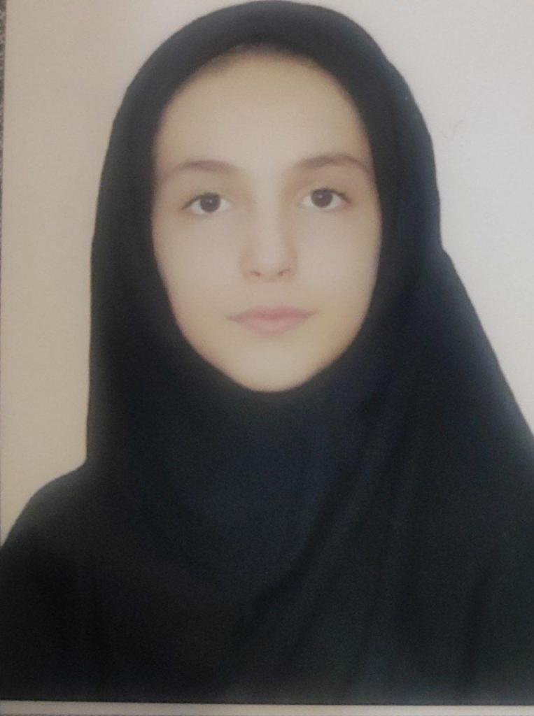 گفتگو با نیلیا نصیرمنش پایه نهم  پذیرفته شده در مدرسه نمونه دولتی