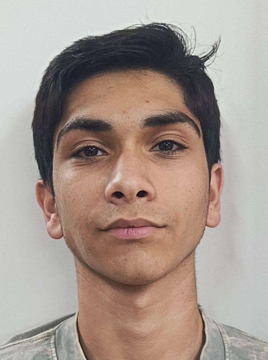 گفت و گو با مهبد استاد دانش آموز پرتلاش پایه یازدهم ریاضی