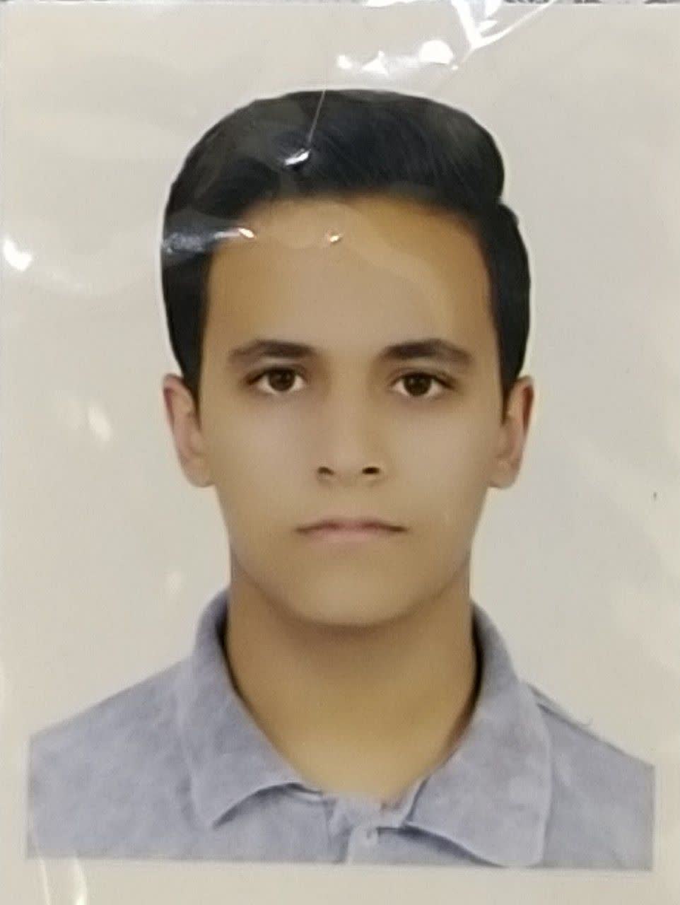 گفت و گو با امید غلامی رتبه 5 کشوری رشته الکتروتکنیک از شهرضا