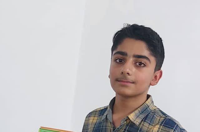 گفت و گو با دانش اموز کسری گیلانی؛ قهرمان پیوستگی نهم از جیرفت