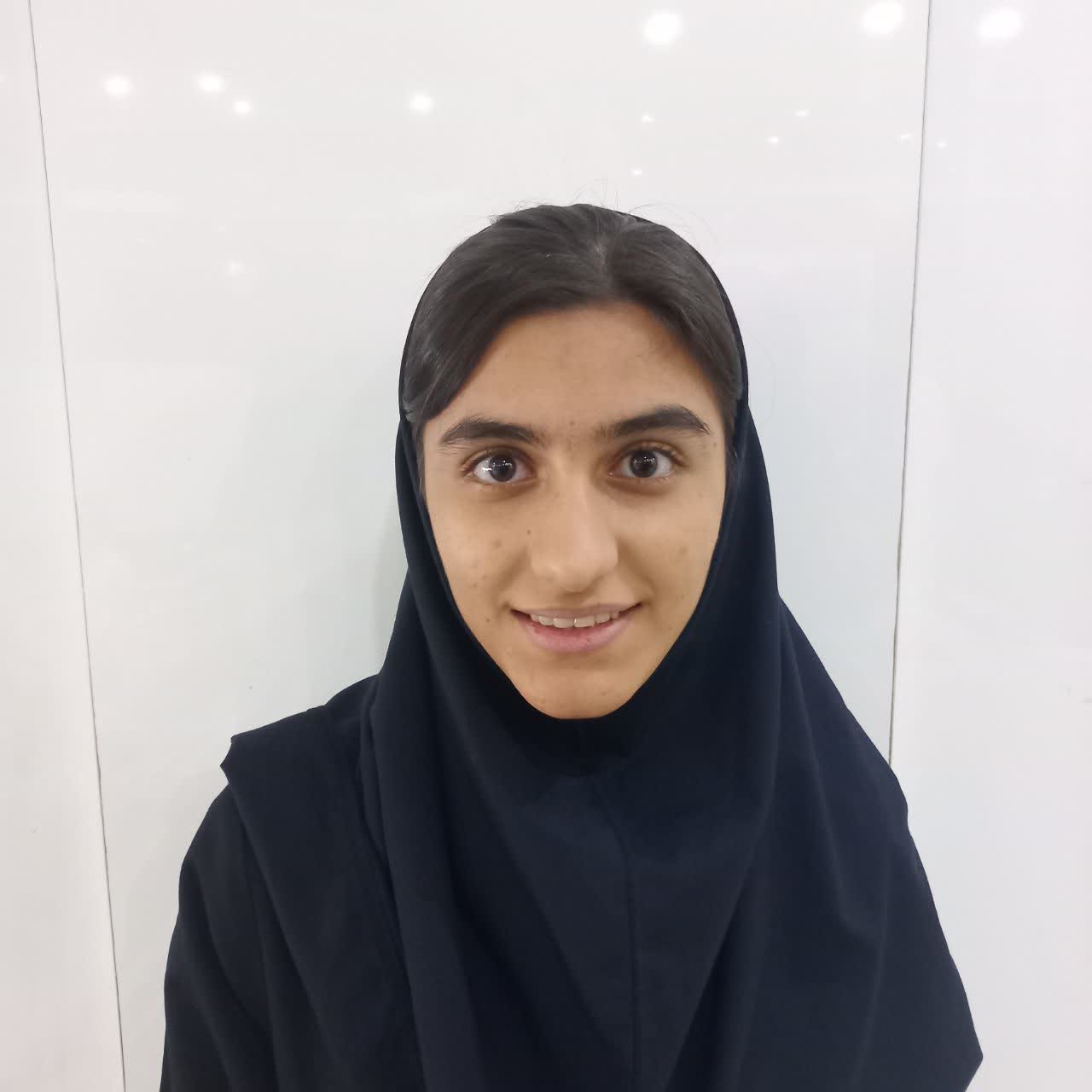 گفت و گو با ستایش محسنی دانش آموز مقطع دوازدهم تجربی