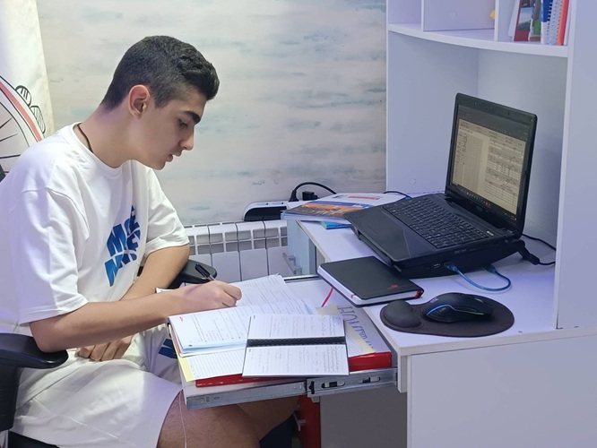 گفت و گو سهیل زاهدی با مهراس شجاعی قهرمان پیوستگی