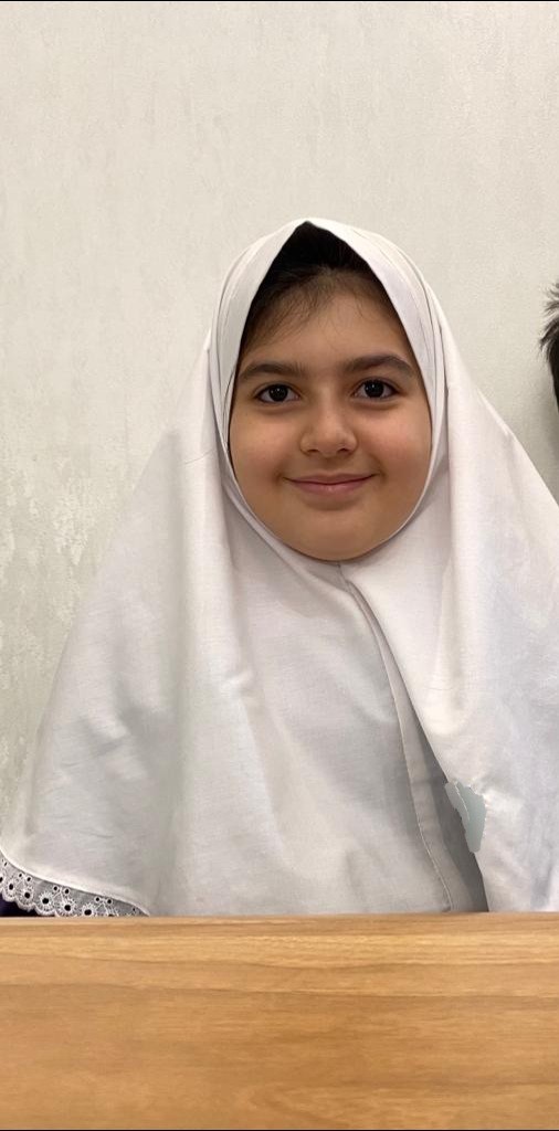 گفتگوی با   الین خدابخش پنجم دبستان باشگاه پانصد تایی