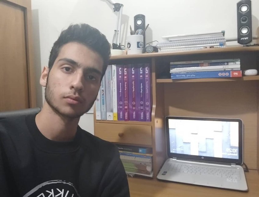 گفتگو با امیرمحمد منتظری قهرمان پیوستگی دوازدهم ریاضی