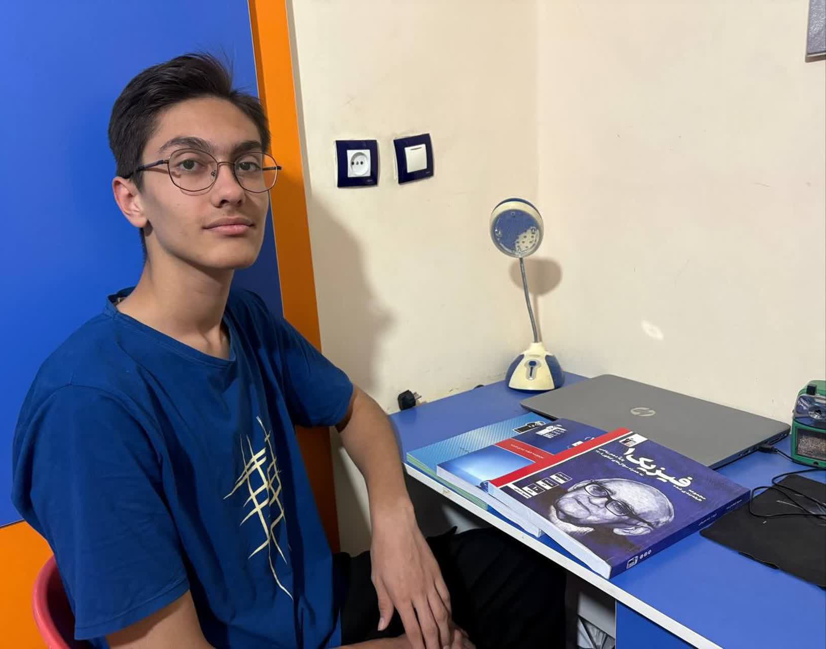 روزبه بادیانی : قهرمان استمرار مطالعاتی