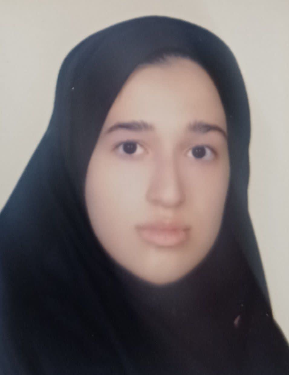 گفتگو با مریم عظیم پور رتبه 148 کنکور ریاضی 1404، از شهرستان فسا