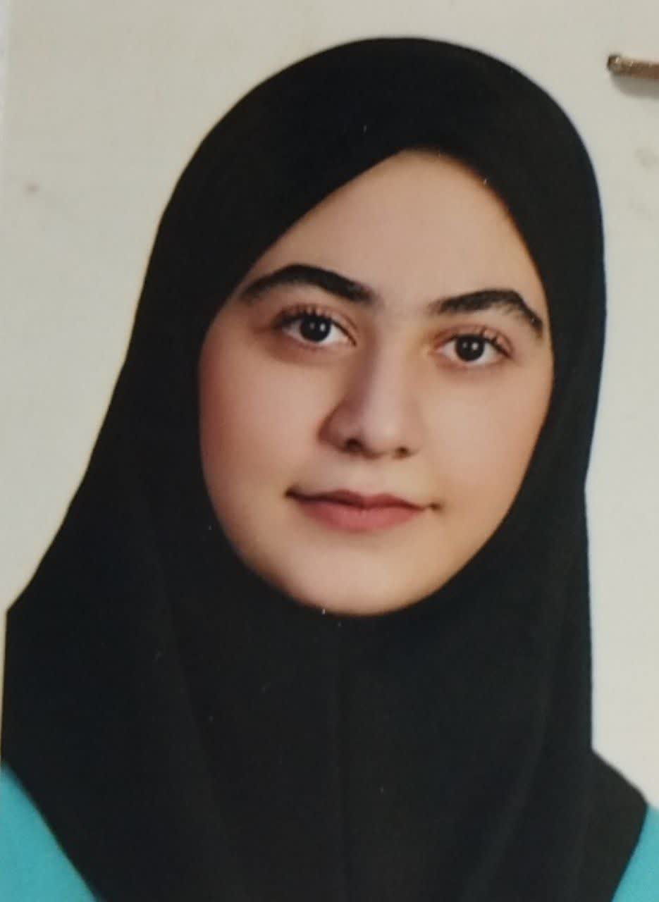 گفت و گو با شینا کلوشانی دانش آموز هنر