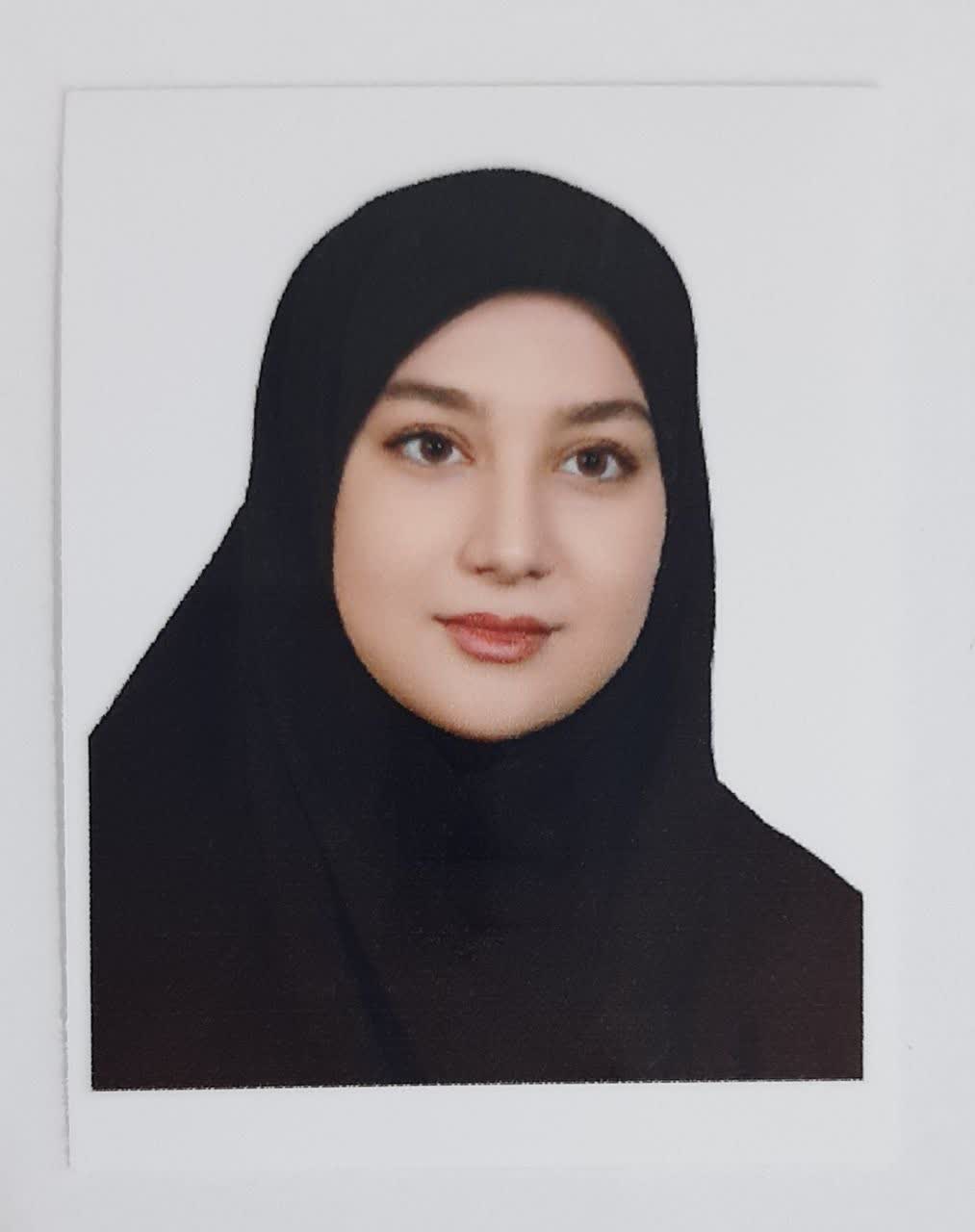 گفتگو با زهرا احدی پایه دوازدهم تجربی