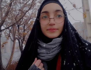 گفتگو با فاطمه حمزه ئی قهرمان تابستان 12 تجربی از همدان‌شعبه یک